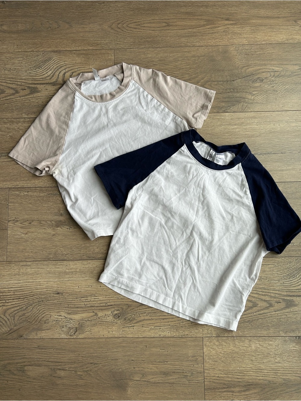 H&M Raglan Sleeve Tee Crop Tops - White with Navy or Beige Sleeves